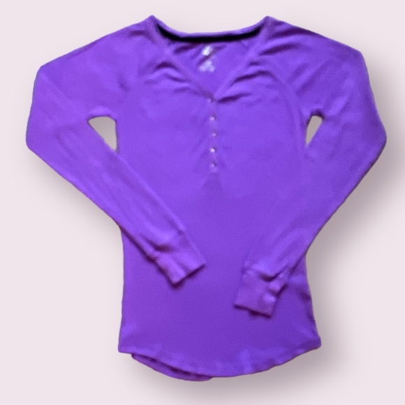 FINAL DROP - VGUC Purple long sleeve jersey with henley collar, lounge/pj (M) - Picture 1 of 4